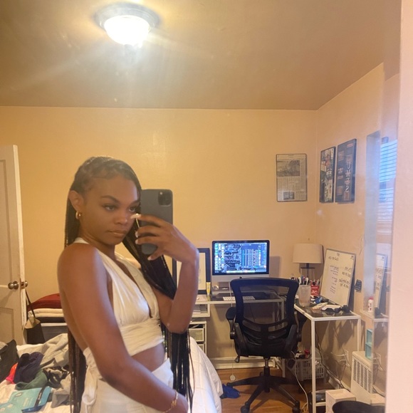 Silk White Halter Top - Picture 2 of 3